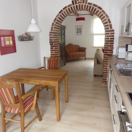Ferienwohnung Elise Im Gulfhof Am Kanal Grossefehn Ngoại thất bức ảnh